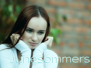 Junesommers