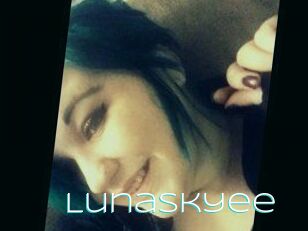 Lunaskyee