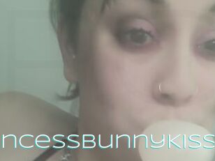 PrincessBunnyKiss