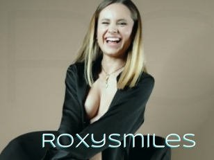 Roxysmiles