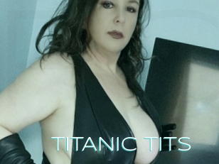 TITANIC_TITS